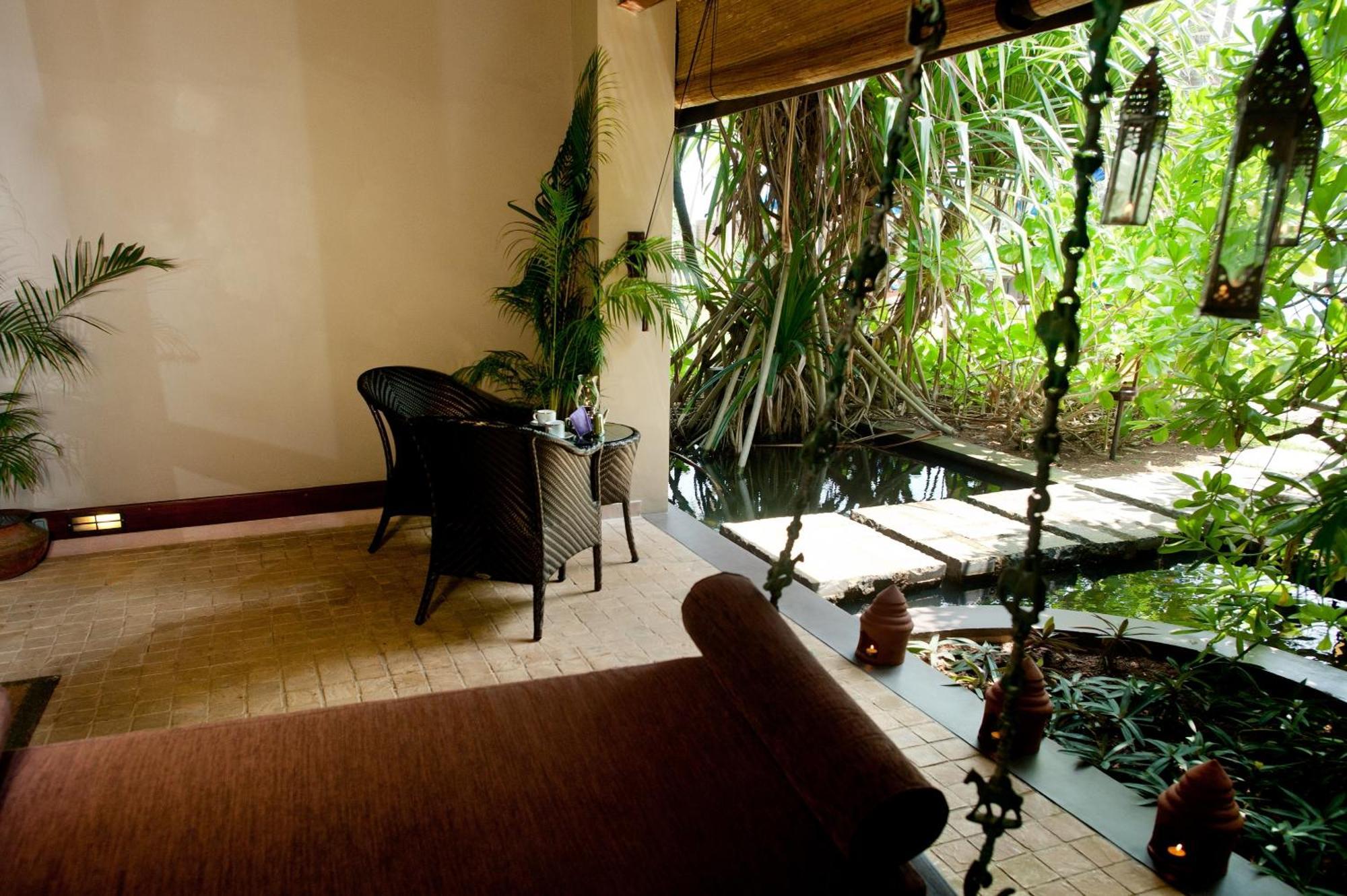 Reef Villa Вадува Стая снимка