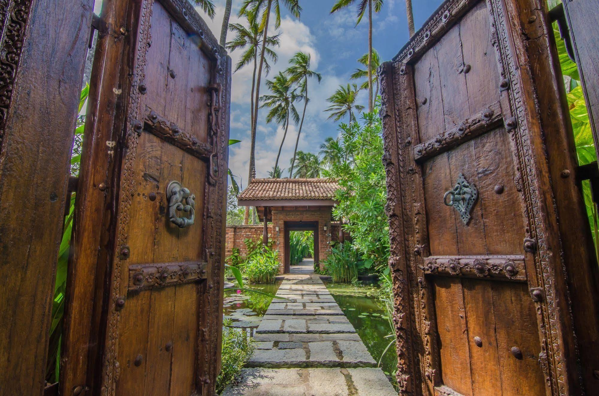 Reef Villa Вадува Екстериор снимка